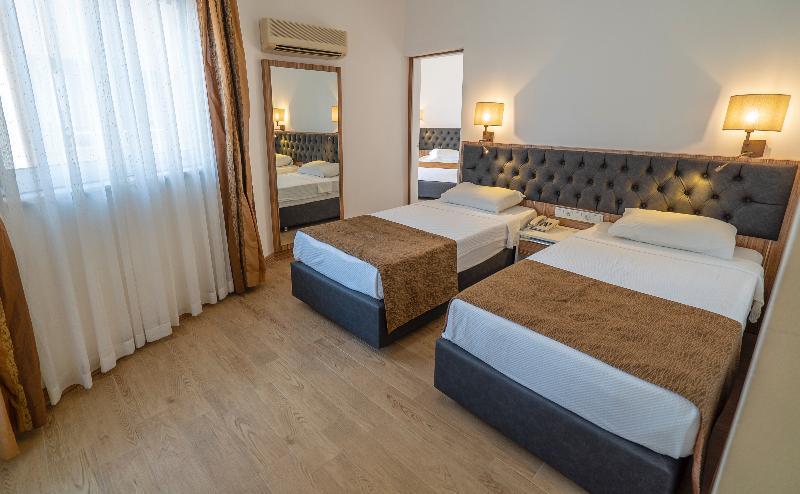 Kleopatra Celine Hotel Alanya Exterior foto
